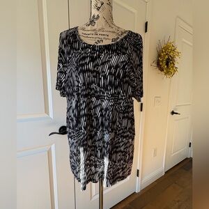 Simply Vera Vera Wang Black and White Knit Top